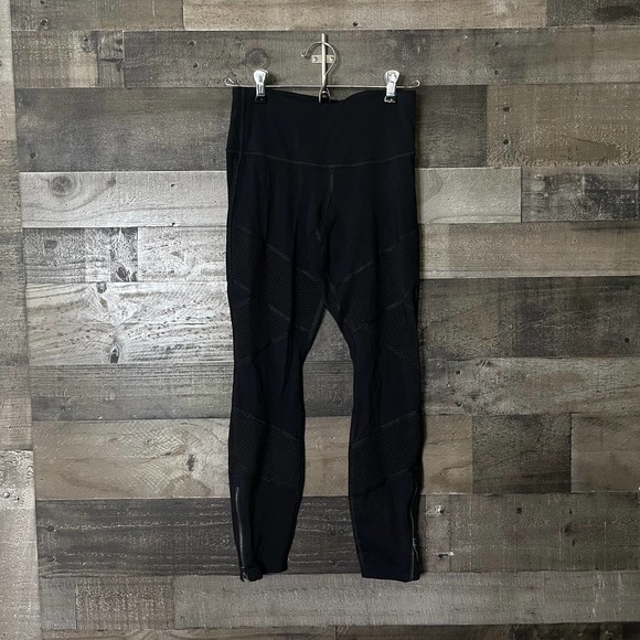 SOLD Athleta Sophia Street Tight XSP - Picture 2 of 6
